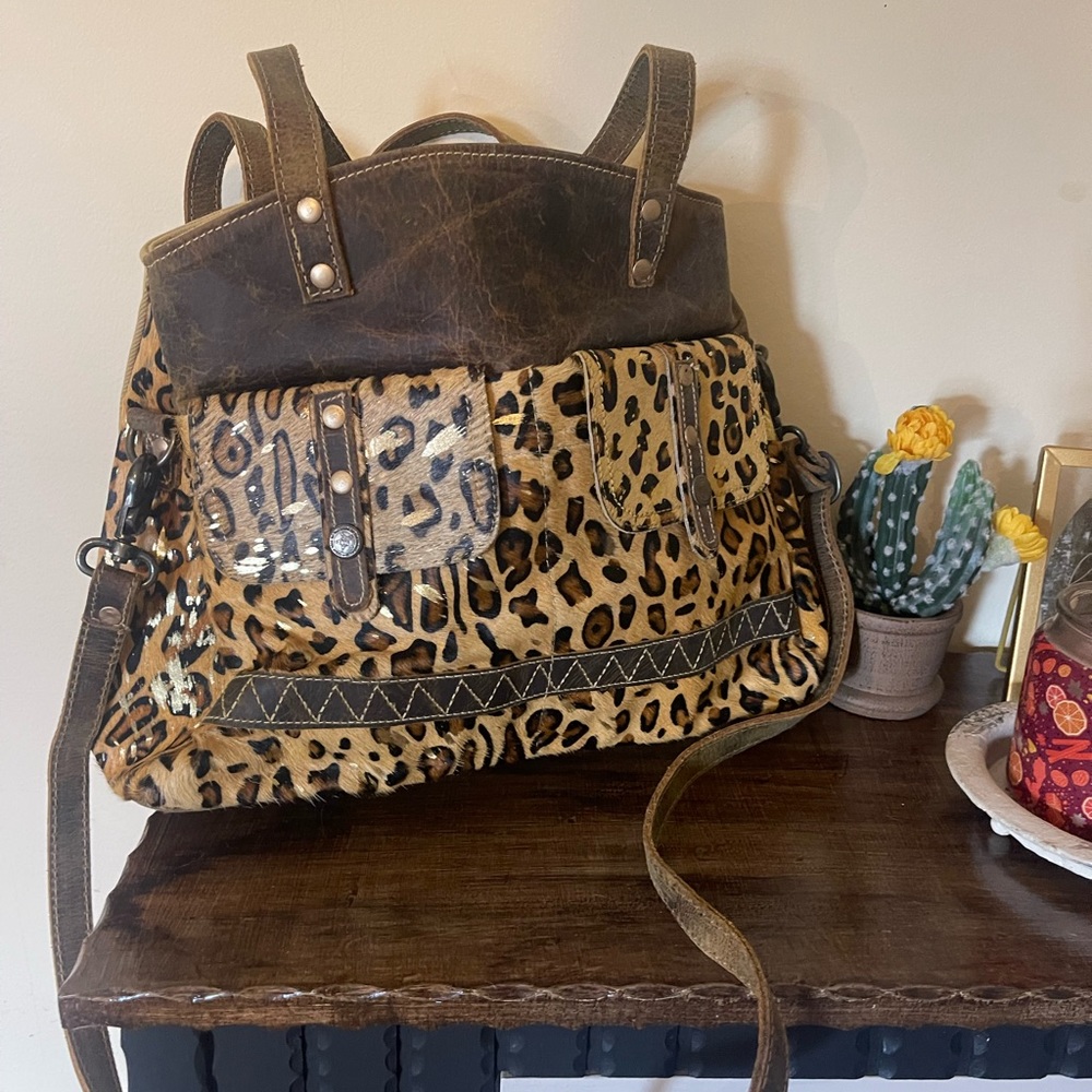 Myra Bag